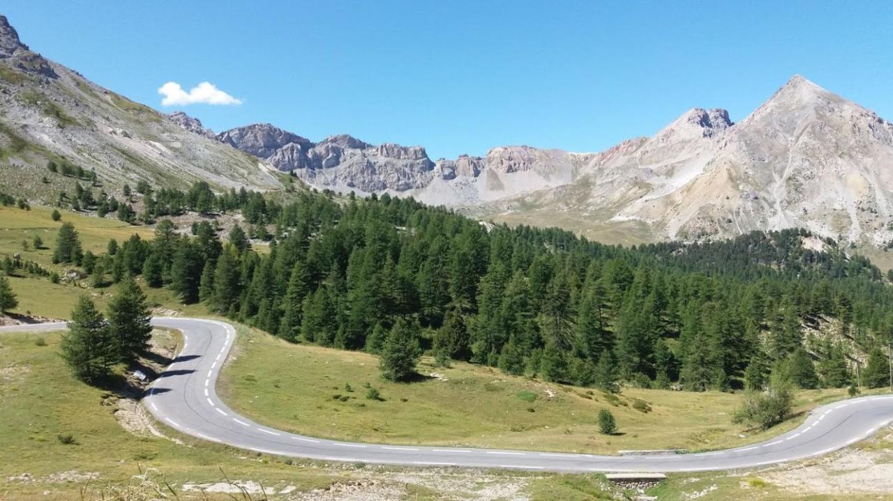 Le Pre Fleuri A Guillestre - Appartements Neufs Classes Meubles De Tourisme 3 Etoiles - Parking Privatif Exteriör bild
